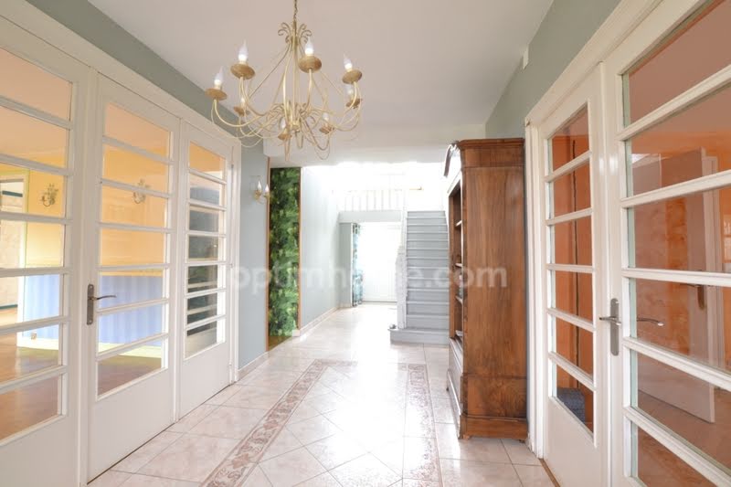 Vente maison 9 pièces 215 m² à Fretigney-et-Velloreille (70130), 327 000 €
