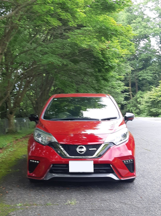 ノートのｵｯssan nismo 🚘さんが投稿したカスタム事例の投稿画像2枚目