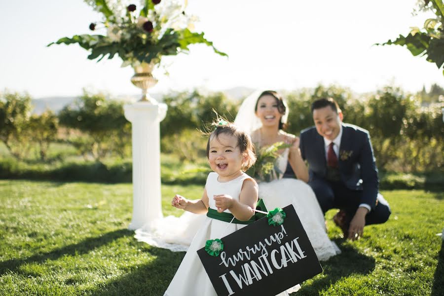 Fotografo di matrimoni Alena Evteeva (limchik). Foto del 5 ottobre 2017