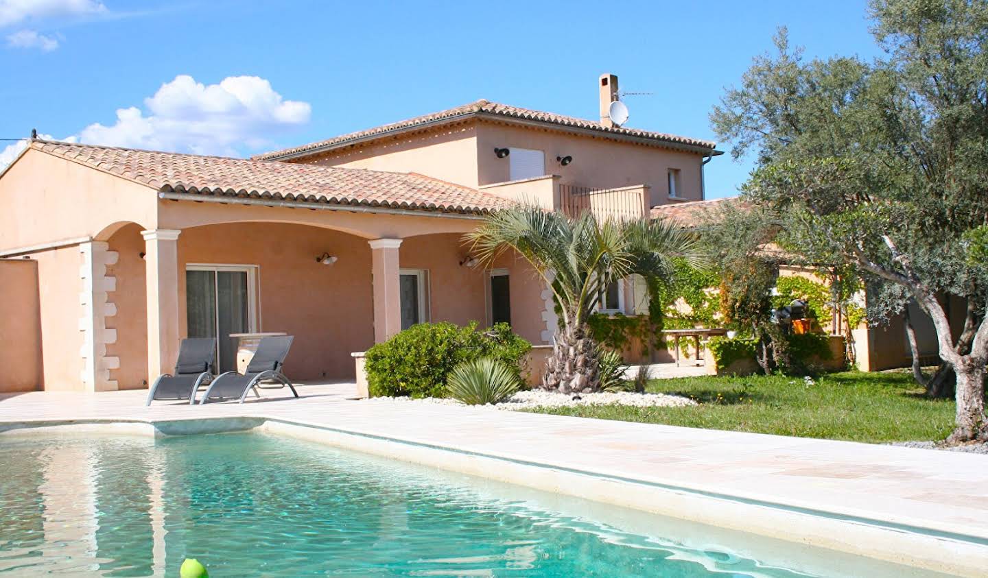 House with pool Saint-Marcel-d'Ardèche