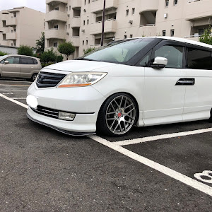 エリシオン RR1