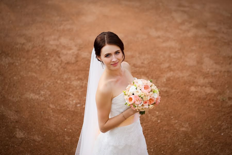 Fotografo di matrimoni Anna Zhukova (annazhukova). Foto del 2 marzo 2015