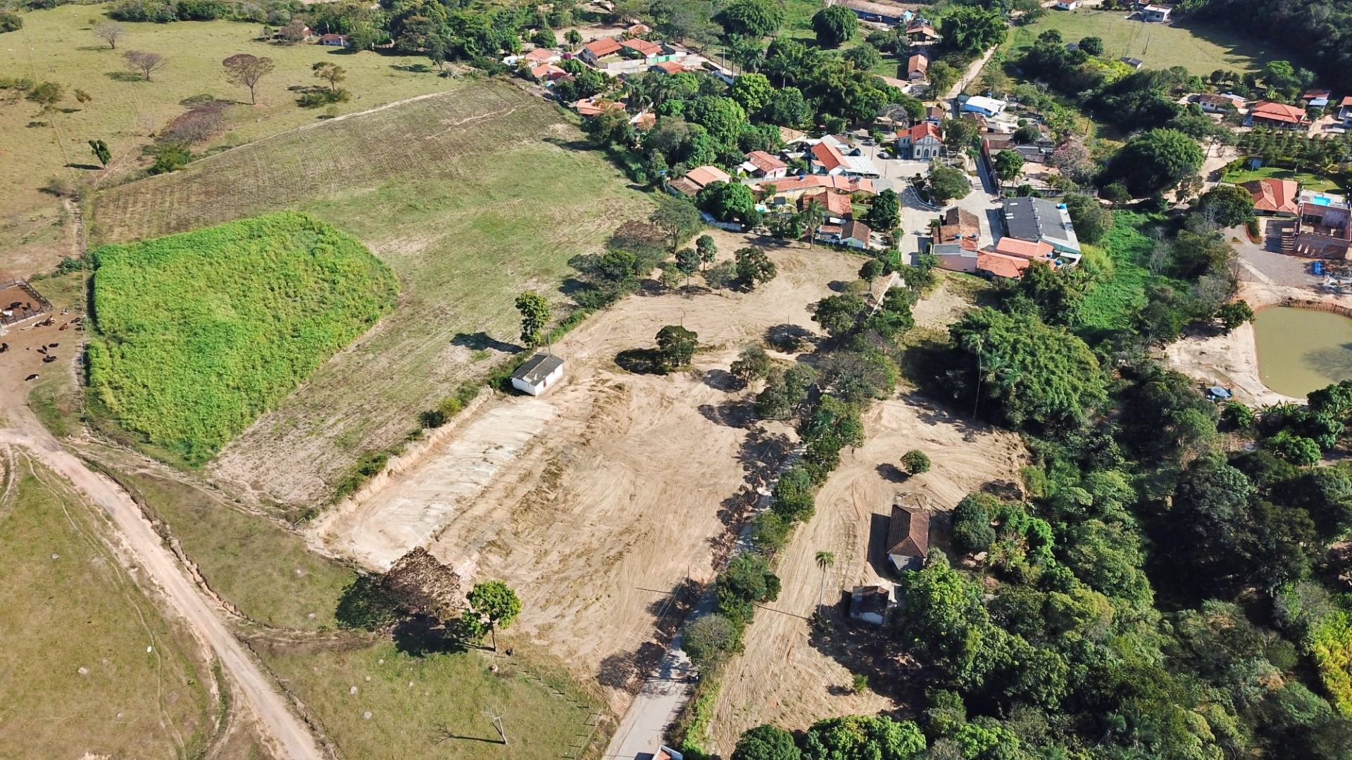 Terrenos à venda Paraiso