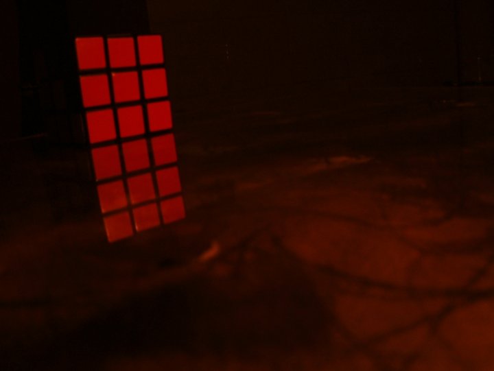 Red Rubik Window di dav_mau