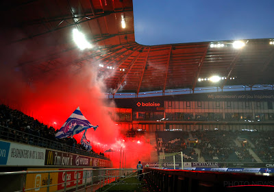 Fans Gent (en Charleroi) kwamen bij 5-0 met een zeer venijnige boodschap naar het bestuur 