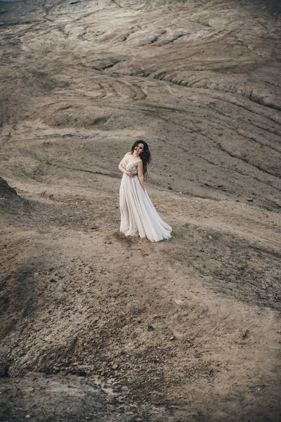 Fotografo di matrimoni Darya Babkina (aprildaria). Foto del 28 ottobre 2017