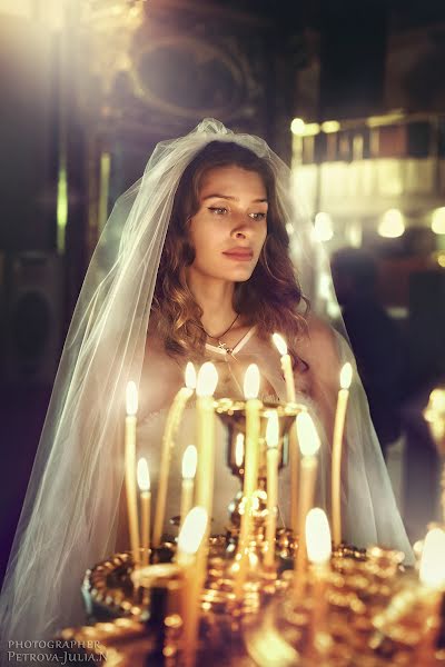 Fotógrafo de bodas Yuliya Petrova (petrovajulian). Foto del 11 de noviembre 2015