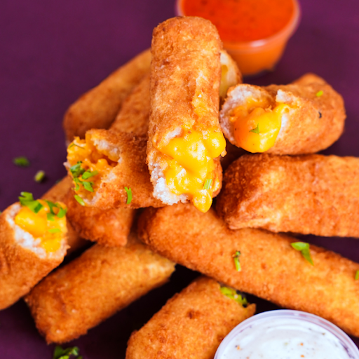 Gooey Cheddar Cheese Fingers