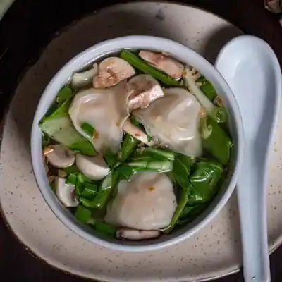 Oriental Clear Vegetables Soup