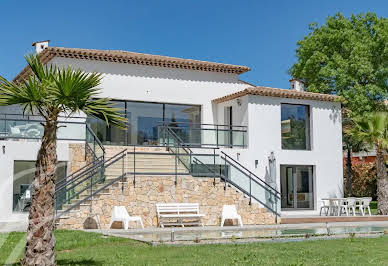 Villa 2