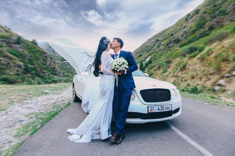 Fotógrafo de casamento Aman Temirbekov (temiraman). Foto de 5 de outubro 2022