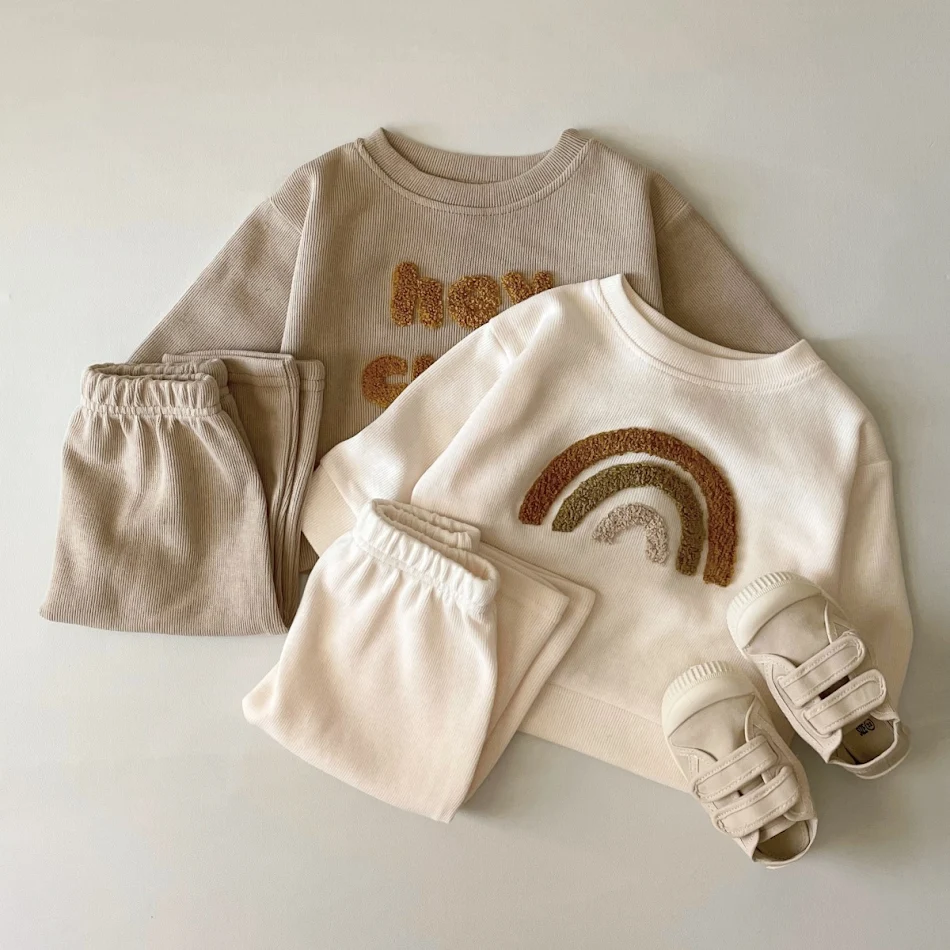 Spring and Autumn Newborn Alphabet Embroidery Baby Long Sleeve Two-piece Suit, a comfortable and stylish outfit for your