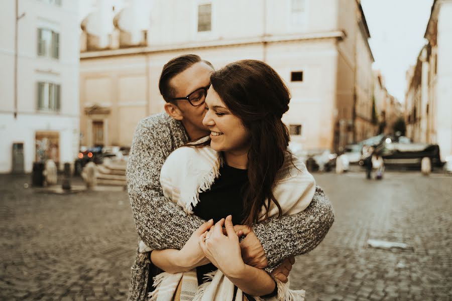 Fotografo di matrimoni Silvia Poropat (silviaporopat). Foto del 13 dicembre 2019