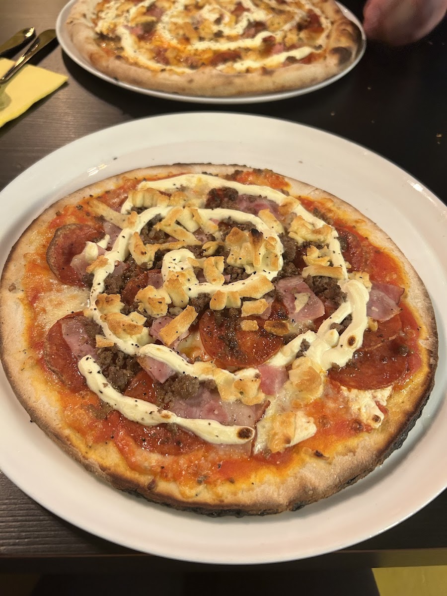 Gluten-Free at Blackbox Pizzeria