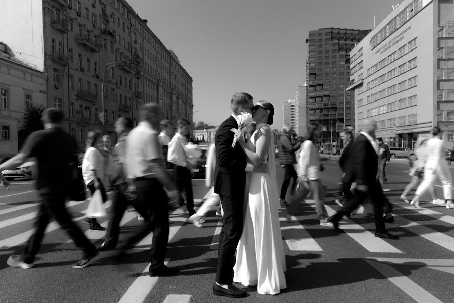 Fotógrafo de casamento Kseniya Larionova (ksenn). Foto de 5 de setembro 2023