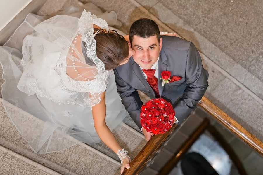 Fotografo di matrimoni Péter Tasi (photobypetertasi). Foto del 3 marzo 2019