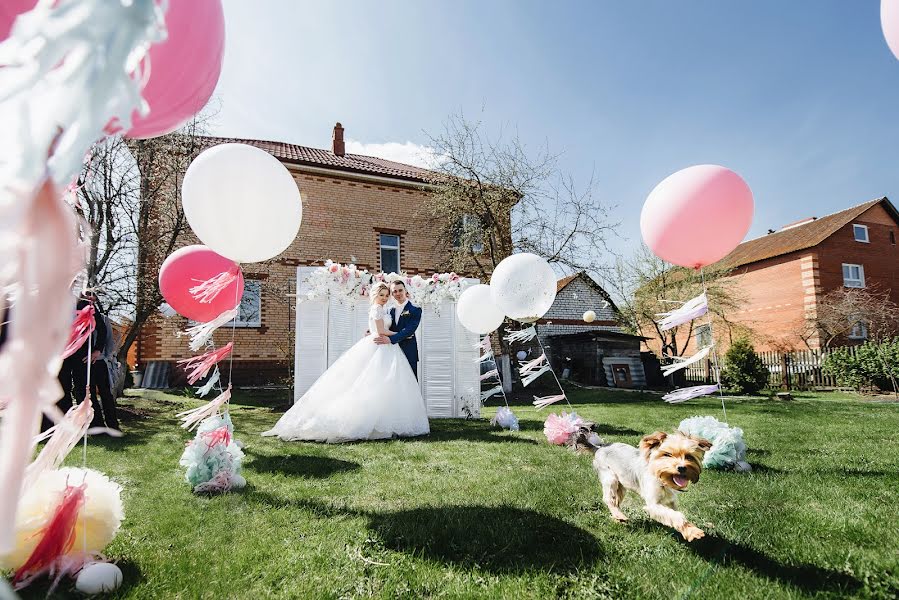 Wedding photographer Yuliya Esina (esinaphoto). Photo of 25 May 2017