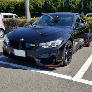 M3 セダン