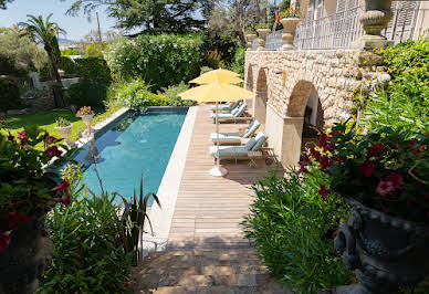 Villa avec piscine et jardin 3