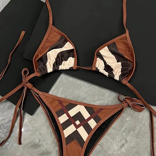 Title 5, Womens Beach Black and White Bikini Split. Enj...