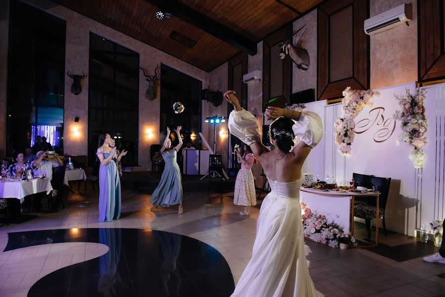 Photographe de mariage Viktoriya Martirosyan (viko1212). Photo du 9 septembre 2022