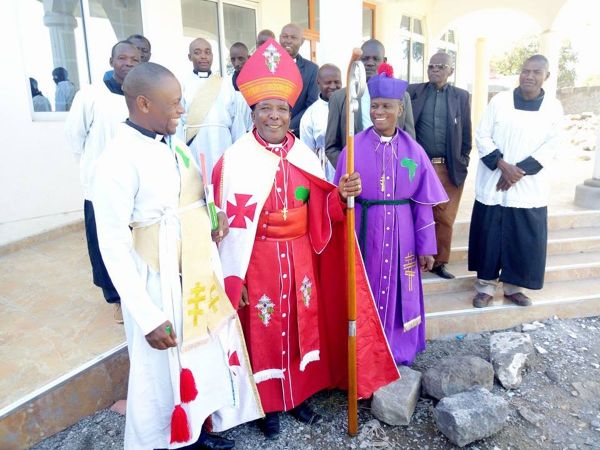 The African Independent Pentecostal Church of Africa (AIPCA) Bishop Naphtali Thuku of Nakuru North Diocese (center) after delivering the Church’s statement urging Kenyans to stay calm and accept whatever decision will come from the Supreme Court on the presidential election petition. Picture/ Rachael Wangari