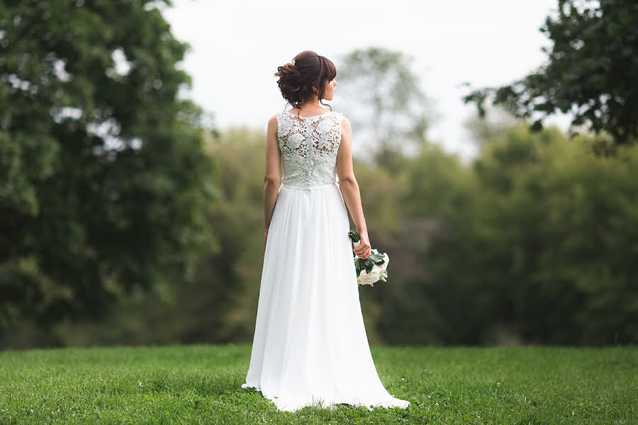 Fotografo di matrimoni Alena Shpinatova (lenchik242). Foto del 12 settembre 2016