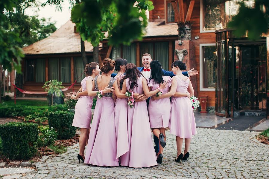 Fotógrafo de casamento Aleksandr Rostemberskiy (alros). Foto de 27 de fevereiro 2019