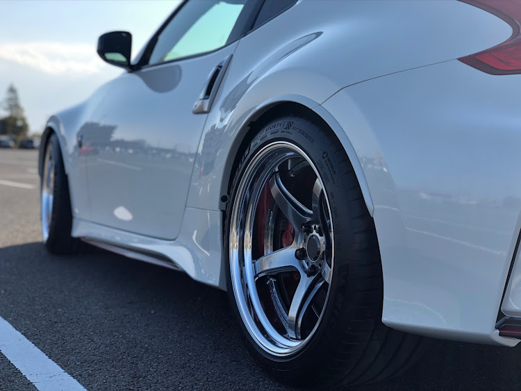 フェアレディZのZ34NISMO・9ヶ月待ち・g025に関するカスタム事例の投稿画像2枚目