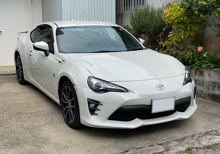 86の86BRZ・洗車した！・修理予定・ぶつけましたに関するカスタム事例の投稿画像1枚目