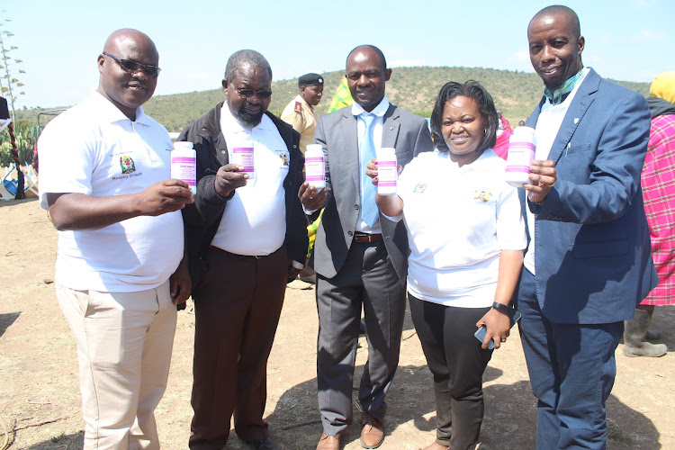 Tanzania’s programme manager for neglected tropical diseases George Kabona, Sightsavers programme manager Peter Otinda, Ministry of Education head of division of vector borne and NTDs Wyckliff Omondi, Operation Eyesight Universal country manager Alice Mwangi and Sightsavers Accelerate deputy director Michael Kirumba when they launched Kenya-Tanzania Joint Trachoma Mass Distribution at Narok West on Tuesday, July 12.