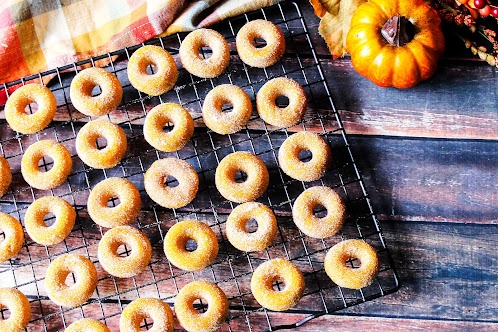 Pumpkin Mini-Doughnuts