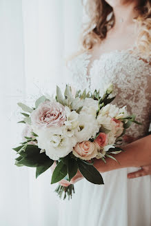 Fotógrafo de bodas Svetlana Voinova (lanashadow). Foto del 25 de abril 2020