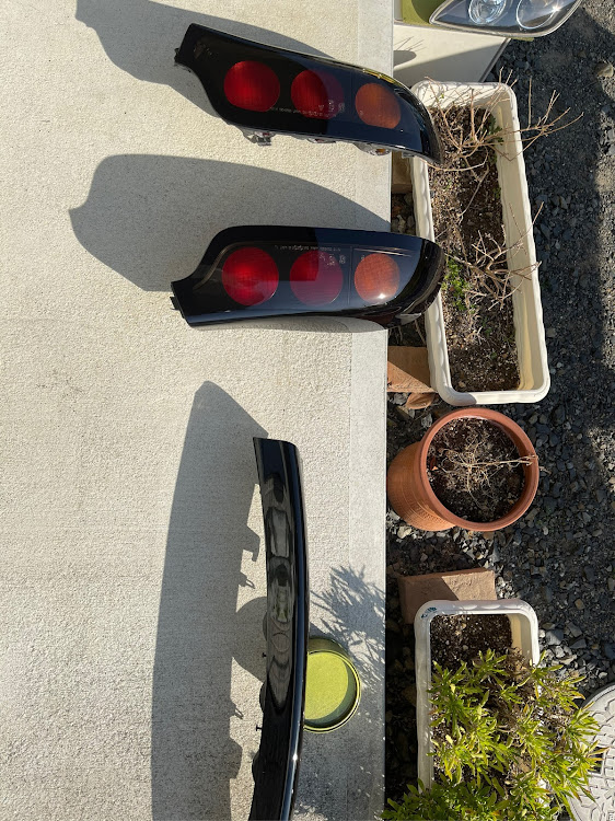 RX-7の上塗り施工・DIY・全塗装・左斜め前写真展に関するカスタム事例の投稿画像4枚目