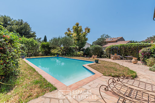 Maison avec piscine 2