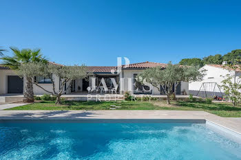 maison à Mas-Blanc-des-Alpilles (13)