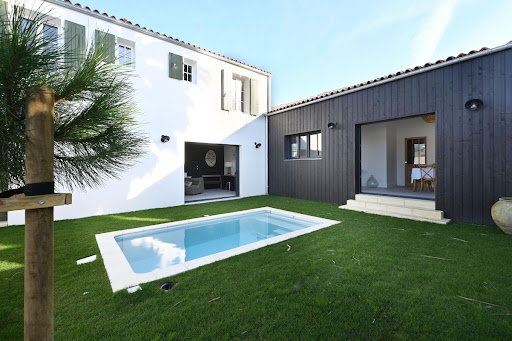 Maison avec piscine 1