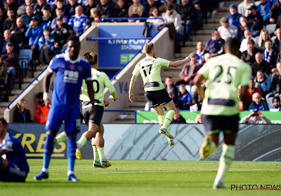 🎥 Kevin De Bruyne offre la victoire à Manchester City face à Leicester d'un coup franc sublime ! 