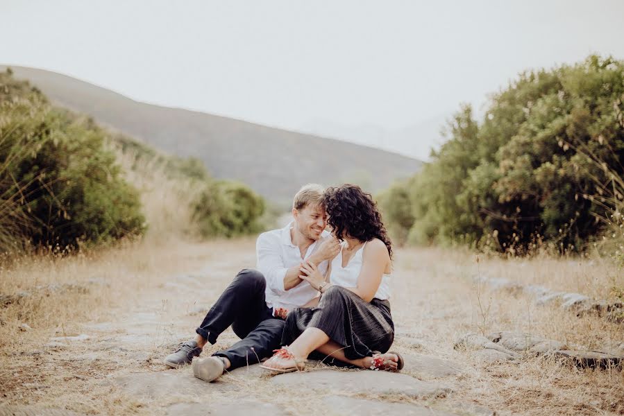 Fotografo di matrimoni Paola Simonelli (simonelli). Foto del 14 gennaio 2020