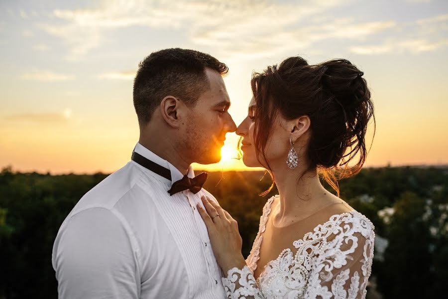 Wedding photographer Yuliya Isupova (juliaisupova). Photo of 17 October 2018