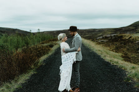 Wedding photographer Attila Hajos (hajos). Photo of 21 March 2018