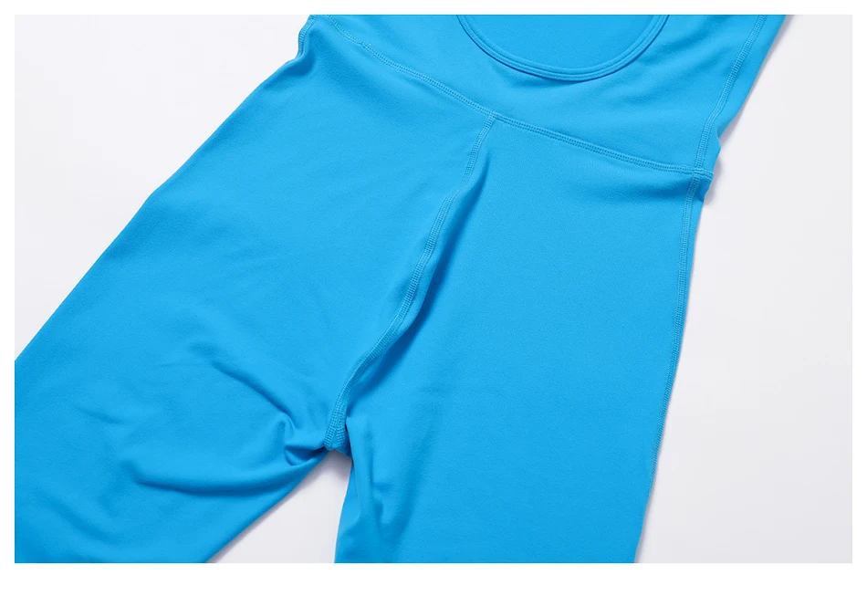 Leggings de sport une pièce Beauty Back Yoga pour le fitness. Soutien optimal, galbant et respirant. Idéal pour vos séances.