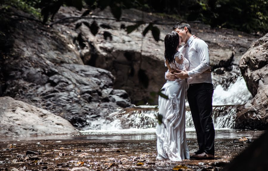 Fotógrafo de bodas Jhon Castillo (jhoncastillofoto). Foto del 21 de mayo 2021