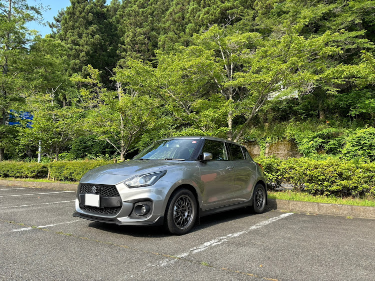 スイフトスポーツの富士山五合目・道志みち・宮ヶ瀬湖・洗車・ラーメンショップ荻野店に関するカスタム事例の投稿画像4枚目