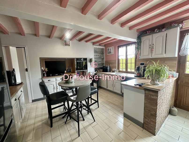 Vente maison 7 pièces 170 m² à Saint-Nicolas-d'Aliermont (76510), 327 600 €