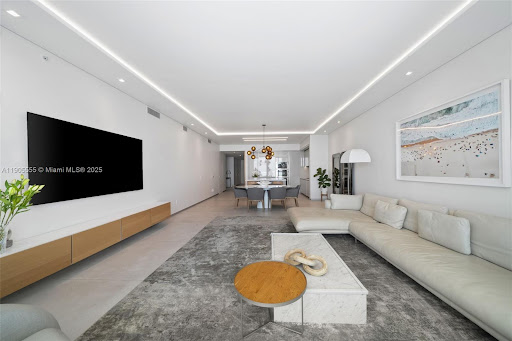 Appartement avec terrasse et piscine 4