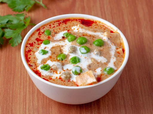 Matar Paneer