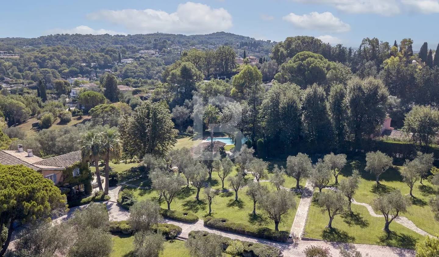 House with pool Mougins