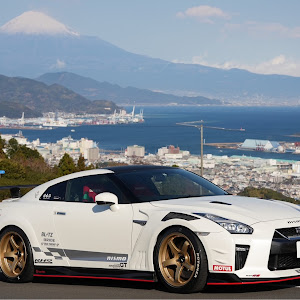 NISSAN GT-R R35