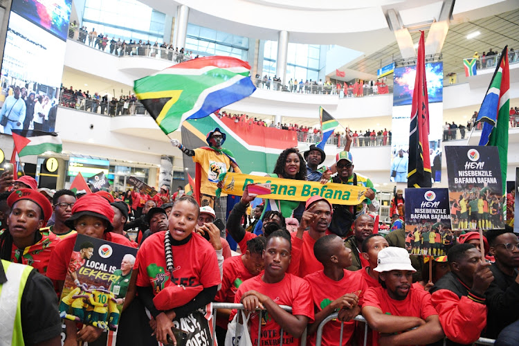 Bafana players arrived this morning at 5am from the Africa Cup of Nations in Ivory Coast where they finished third and claimed the bronze medal.